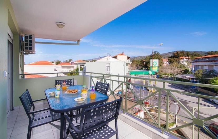 Lena Apartments 3 Potos Bagian luar foto